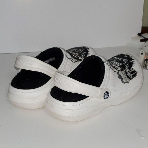 Luke Combs Edition Crocs White Unisex Fuzzy Interior Charms Pirate Face Sz M5 W7 - Picture 6 of 12